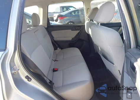 2015 Subaru Forester 2.5I Premium z USA, uszkodzony, nr VIN JF2SJADC1FH827078